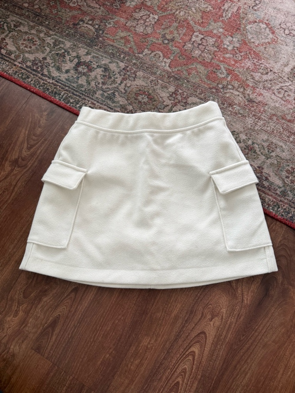 Abercrombie & Fitch Cream Cargo Pocket Mini Skirt